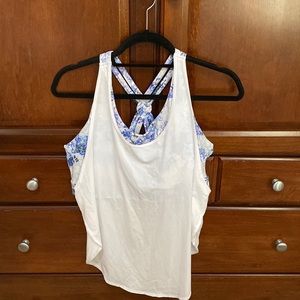 Fabletics NWT Giselle powertouch built-in bra swing tank L